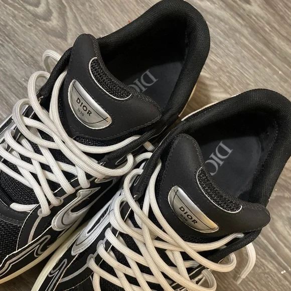Christian Dior 紺色スラックス サイズ48 Christian Dior 紺色スラックス サイズ48
